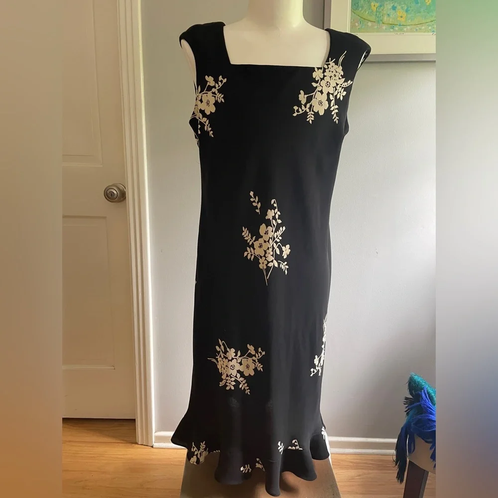 S.L.Fashion Black with Cream Flowers Short Sleeve Ruffled Bottom Midi Dress
